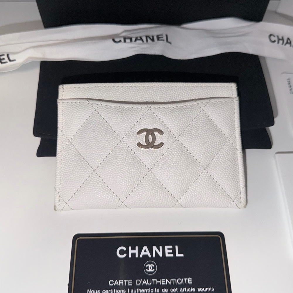 Chanel White Caviar Card Holder – Full Set | AUTHENTIC